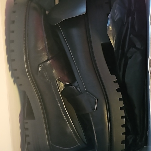 Banana Republic Leather Lug Sole Loafers - Picture 3 of 5